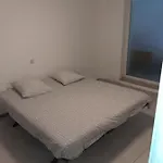 The Sixteen Apartmán Ostende