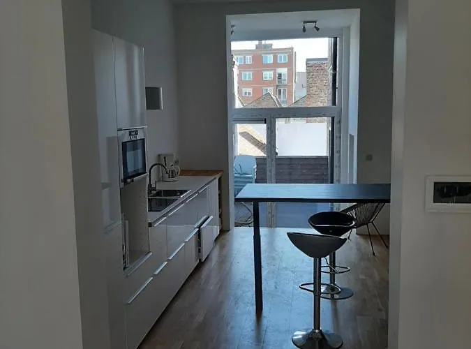 The Sixteen Appartement *