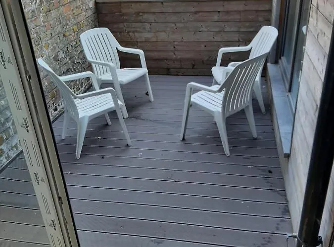 Апартаменти The Sixteen