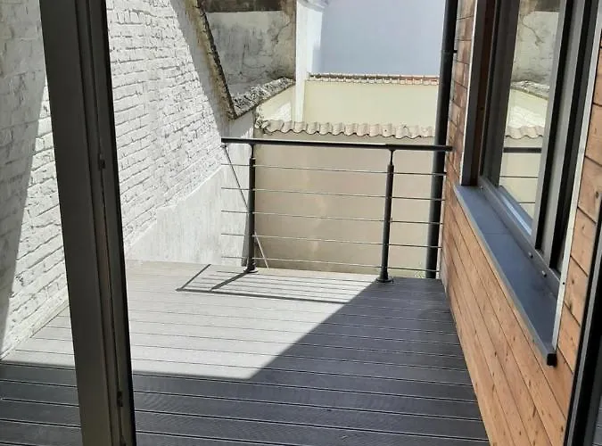 Апартаменти The Sixteen